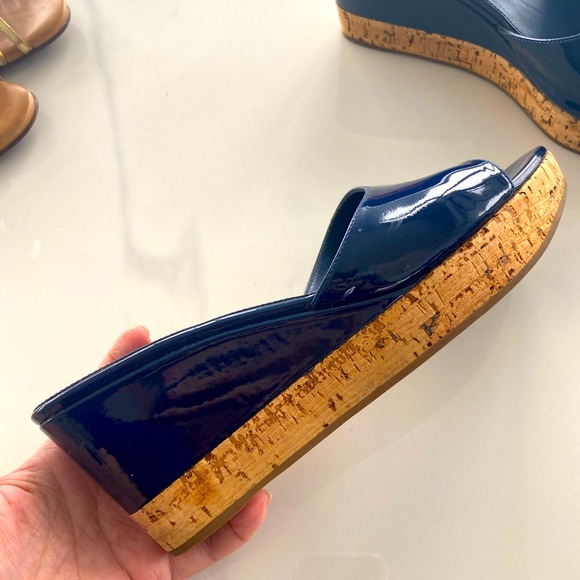 [SOLD] Patent Prada Sandals like new, worn once - Picture 2 of 3